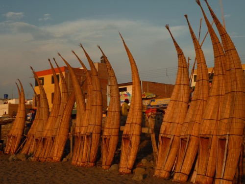 018 Huanchaco Reed Boats 30th Mar 2012-1.jpg